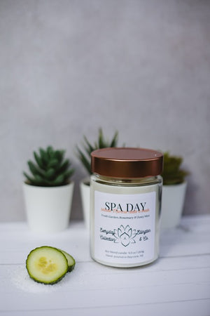 Rosemary mint scented candle